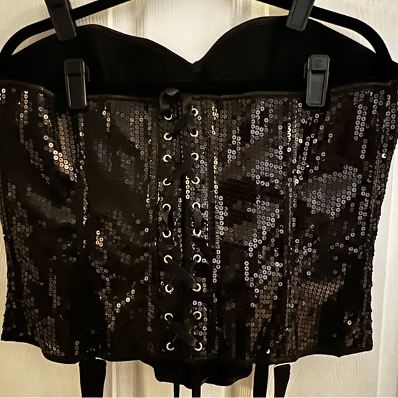 Hips and Curves plus size sequin corset. 3x but laces up to 1x or 2x. - Picture 4 of 4
